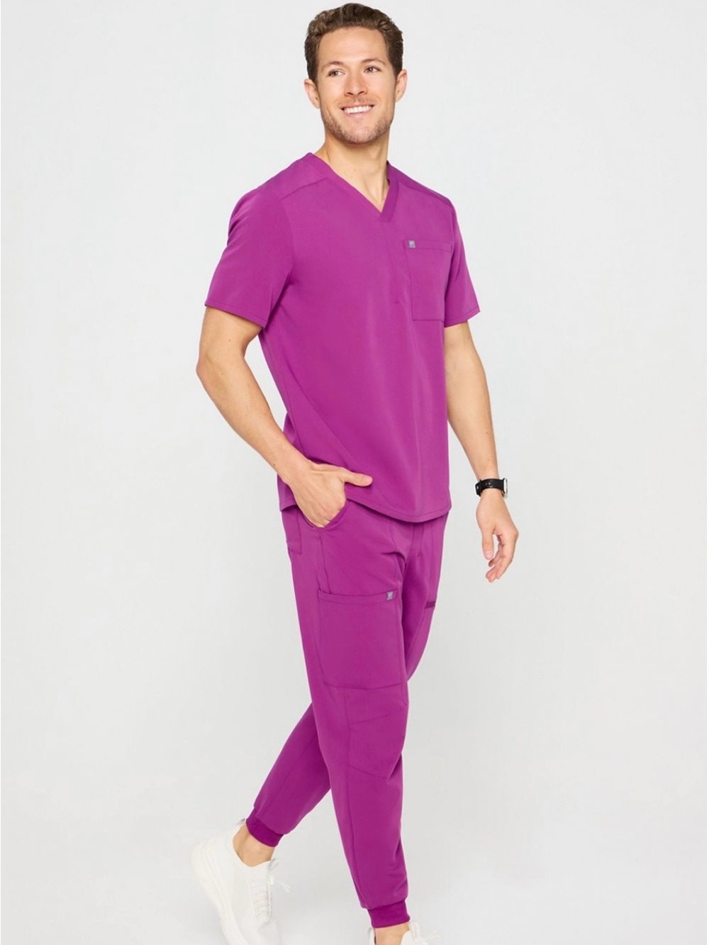 Fabletics All-Shift Scrub Jogger Berry Blast Men’s Medium Short NWT